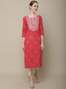 Vastramyaa Women Printed, Embroidered Straight Kurta