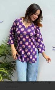 Shions Women Floral Print Straight Kurta