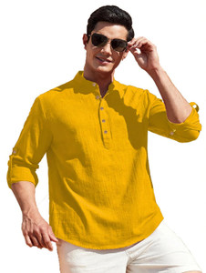Yugnik Men Solid Straight Kurta