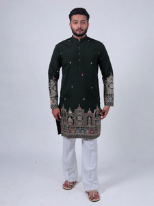 Varbandhan Men Embroidered Straight Kurta