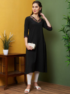 Globus Women Floral Print, Embroidered A-line Kurta