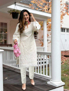 ZAZADIYA IMPEX Women Chikan Embroidery Straight Kurta