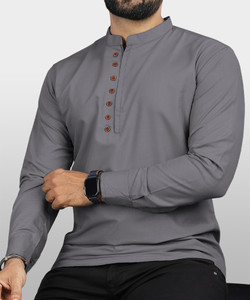 VTEXX Men Solid Straight Kurta