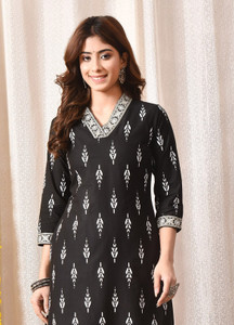 KJFAB Women Printed Straight Kurta