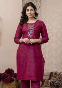 AUZAAI COLLECTION Women Embroidered Straight Kurta
