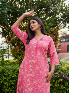 Tabeedah Women Printed A-line Kurta