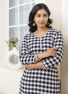 AUZAAI COLLECTION Women Self Design Straight Kurta