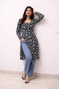 Hisham Women Printed Straight Kurta