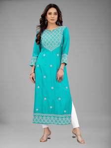 fantasy fab Women Embroidered Straight Kurta