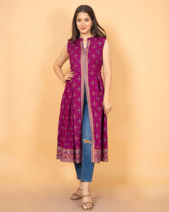 Annsh Apparel Women Printed Frontslit Kurta