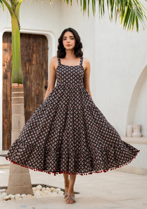 Jollity Women Printed Flared Kurta