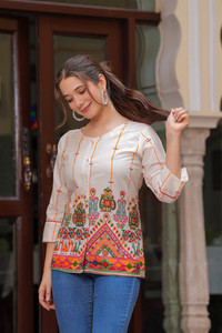 न्यू आरजेपि क्राफ्ट महिलाओं के लिए कैजुअल प्रिंटेड बहुरंगी टॉप