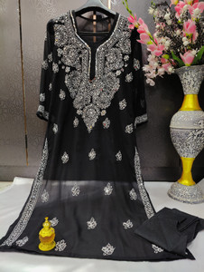 HouseofQueen Women Kurta Set