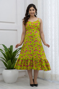 Dress21 Women Printed Flared Kurta