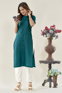 Glomee Women Solid Straight Kurta