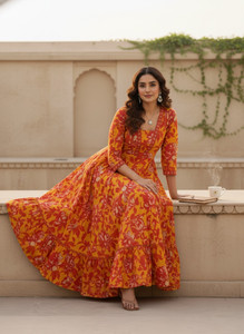 Sa Rasa Women Printed Anarkali Kurta