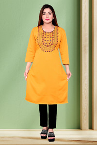 Shaukiya Women Embroidered Straight Kurta