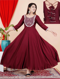 DSS FSHION Women Embroidered Anarkali Kurta