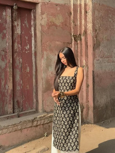 SHIRSHA TEXTILE Women Printed Straight Kurta