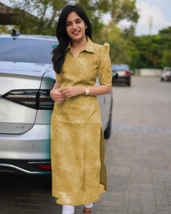 bindudi Women Self Design Straight Kurta