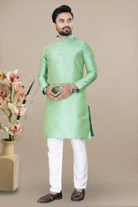 VALAKI Men Self Design Straight Kurta