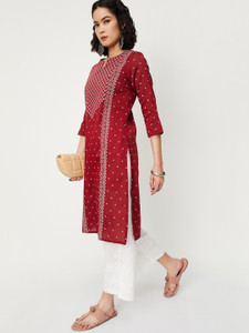 मैक्स महिलाओं के लिए प्रिंटेड स्ट्रेट कुर्ता