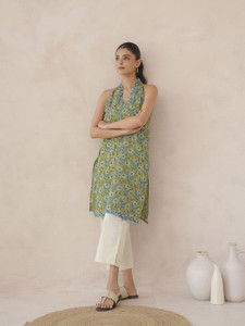 GOODHAND Women Floral Print Straight Kurta