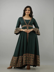 jaipurite Women Paisley Frontslit Kurta