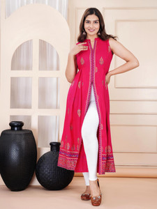 Gahnat Women Floral Print Frontslit Kurta