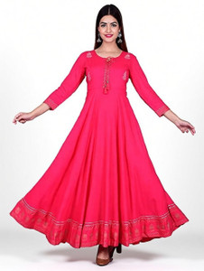 Style N Trend Women Embroidered Anarkali Kurta