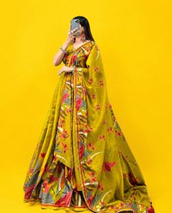 DIVYAAFASHION Yellow Semi Stitched Lehenga & Crop Top - Image 3
