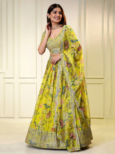 Tasrika Embroidered, Floral Print Semi Stitched Lehenga Choli