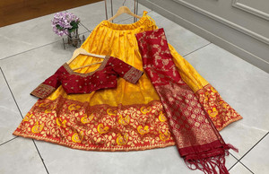 SHREE CREATION Self Design Semi Stitched Lehenga Choli