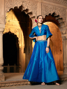 Shae by SASSAFRAS Solid Stitched Lehenga & Crop Top