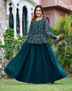 xael Embroidered, Leheriya Stitched Lehenga & Crop Top