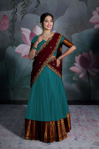 Fabcartz Self Design Semi Stitched Lehenga Choli