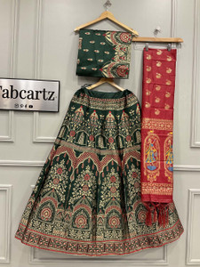 Fabcartz Self Design Semi Stitched Lehenga Choli