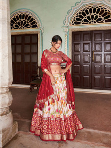 THE PRIVATE LABLE Printed Semi Stitched Lehenga Choli