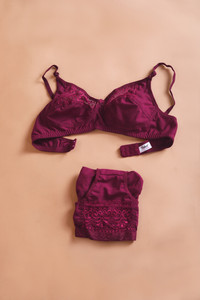 SOFTAVIA Lingerie Set
