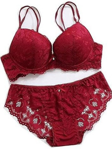 Karly Lingerie Set