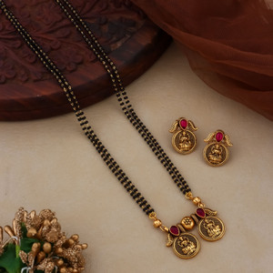 TOYONIX Antique gold finish Lakshmi beaded mangalsutra set Brass Mangalsutra