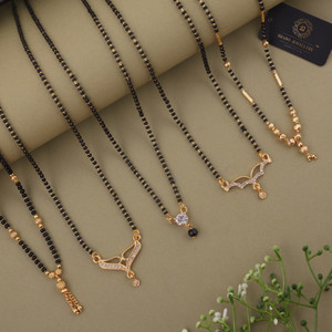 brado jewellery Pack of 5 Gold Plated Mangalsutra for Women Alloy Mangalsutra
