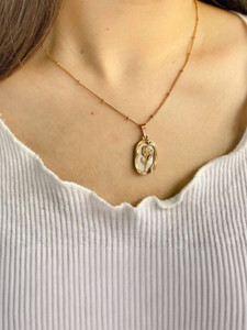 Gleve Anti-Tarnish Gold-Plated Stainless Steel Necklace - Image 1