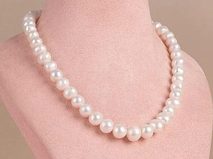 WORLD WIDE VILA Pearl Mother of Pearl Necklace