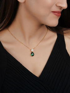 BISHTY Green stone pendant Anti Tarnish chain girls women | Valentine's day Gift Onyx Gold-plated Plated Stainless Steel Chain