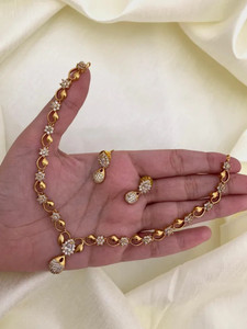 RUJVE JEWELLERY Brass, Copper Gold-plated Gold Jewellery Set