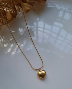 Winnifred Winnifred Anti Tarnish Stainlees Steel Gold Heart Pendent Necklace Crystal Gold-plated Plated Stainless Steel Necklace