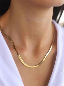 Gift Nest Elegant Gold Snake Chain for Girls and Women – Stylish & Timeless Jewelry Piece Gold-plated Plated Stainless Steel Chain