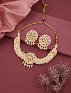 GC PREMIUM JEWELERY Gold-Plated Kundan & Pearl Necklace Set – Classic Elegance for Every Moment Brass Choker