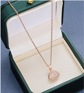 Winnifred Winnifred Stainless Steel RoseGold Oyster Pearl Necklace Diamond Gold-plated Plated Stainless Steel Necklace